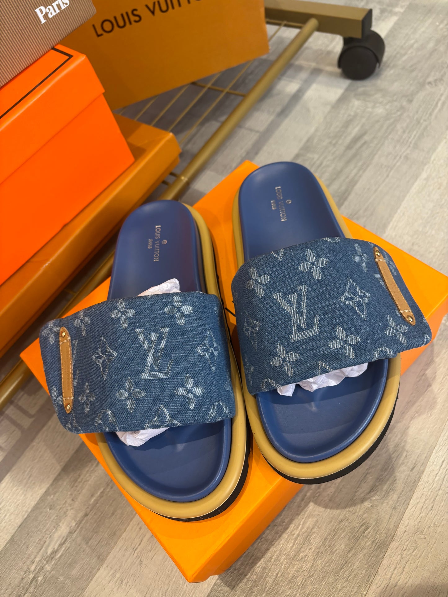 Lv sliders