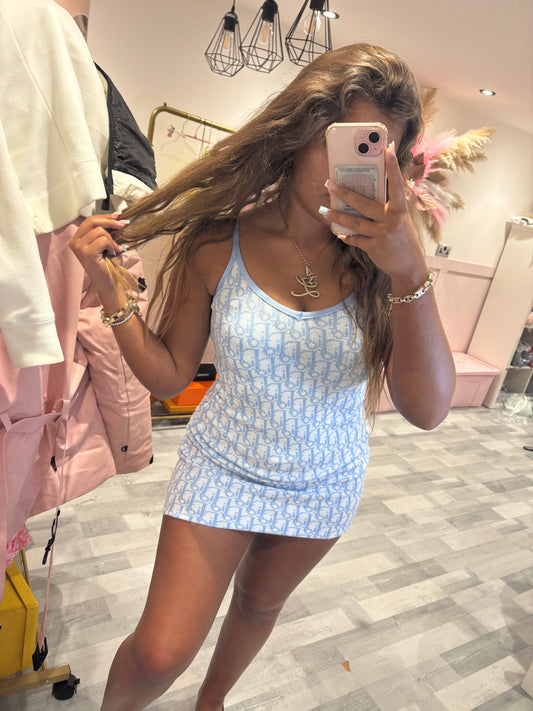 D dress