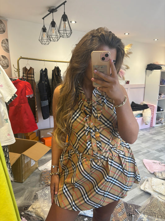 B dress