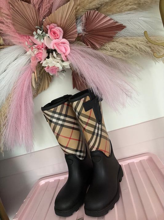 B wellies