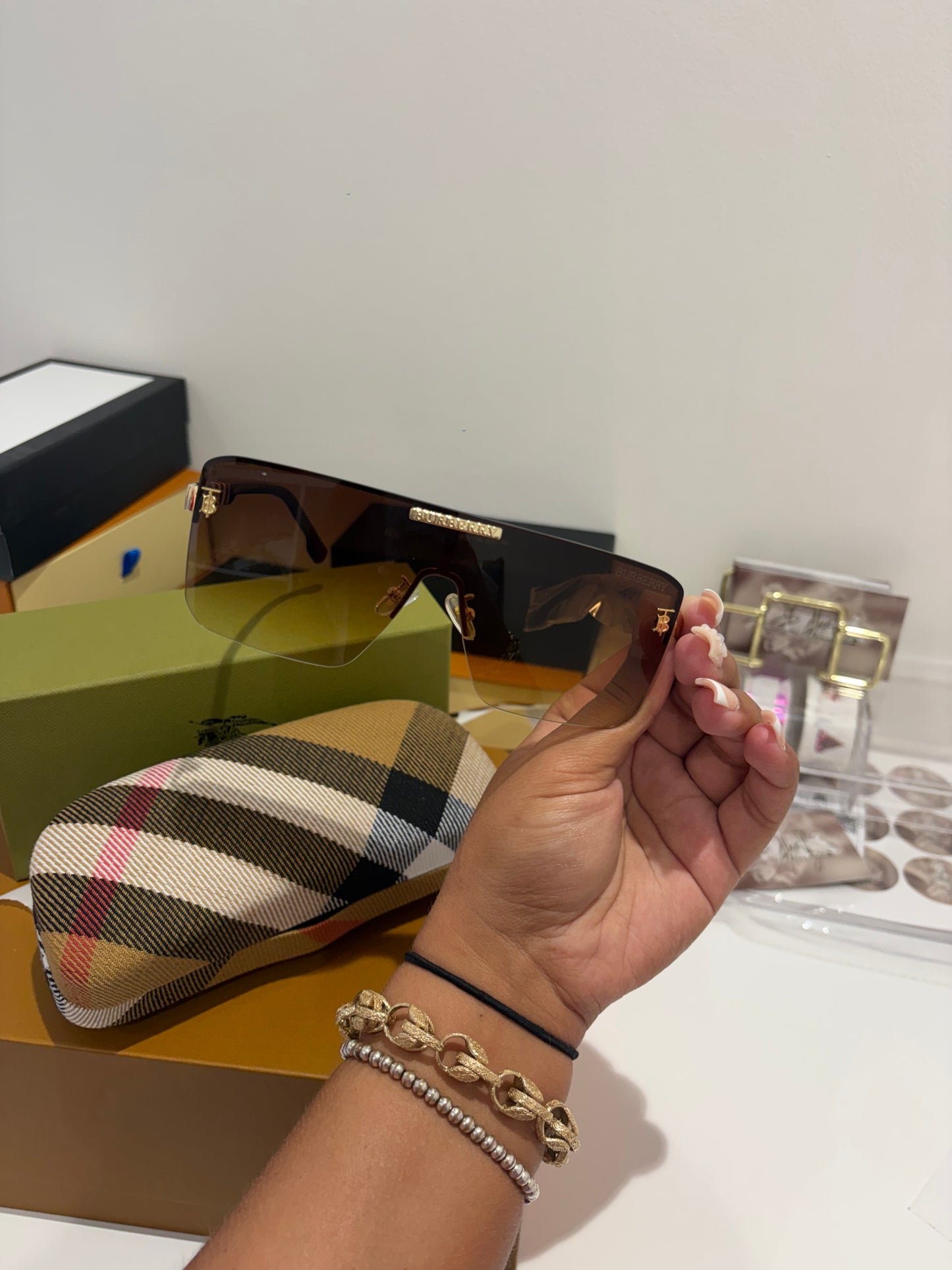 B sunglasses